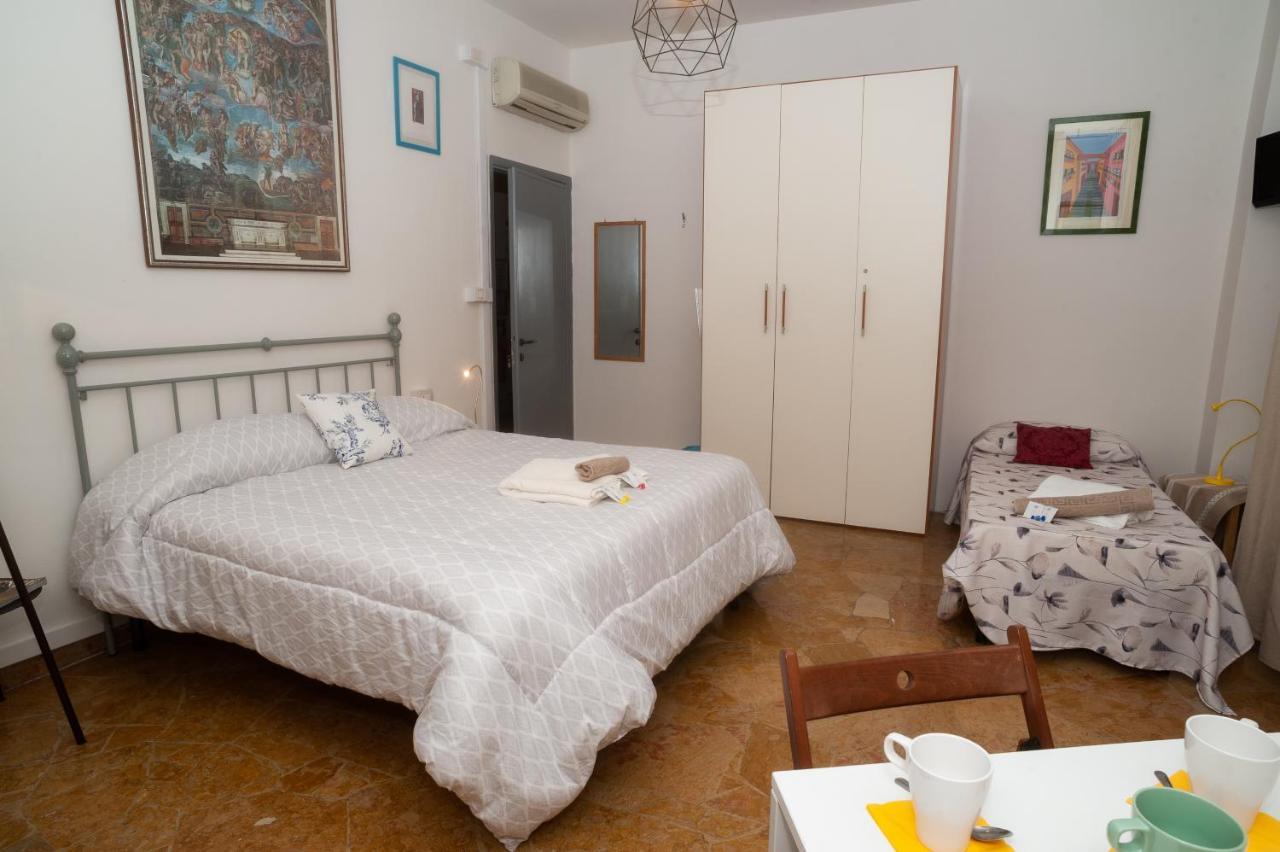 Guesthouse Amici Miei Florencia Exterior foto